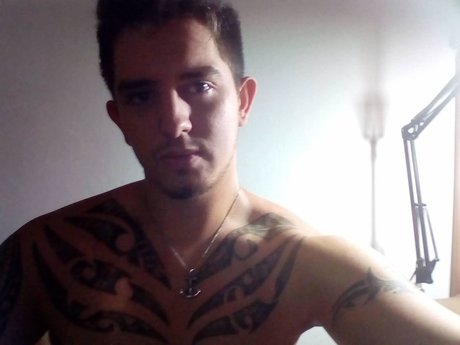 Foto desnuda filtrada de OnlyFans de Michael