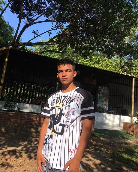 Foto desnuda filtrada de OnlyFans de Estiven Quintero