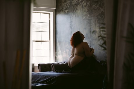 Foto desnuda filtrada de OnlyFans de Fat Redhead