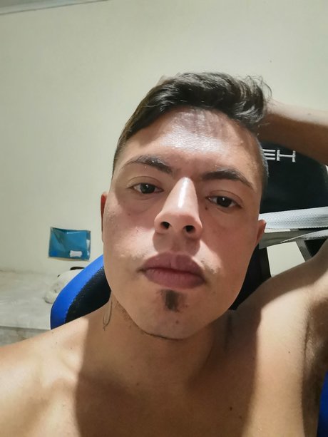 Foto desnuda filtrada de OnlyFans de Di Juan