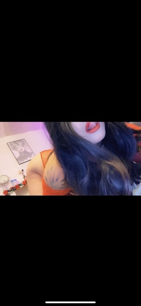 Foto desnuda filtrada de OnlyFans de Ariannah 