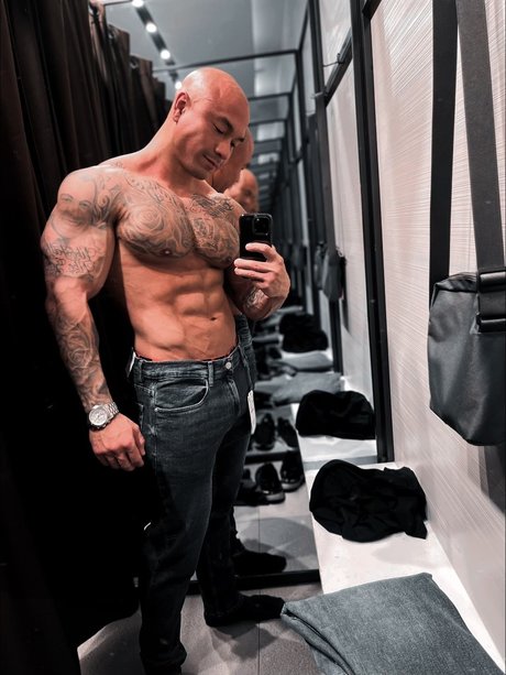 Daddy Dean Thai