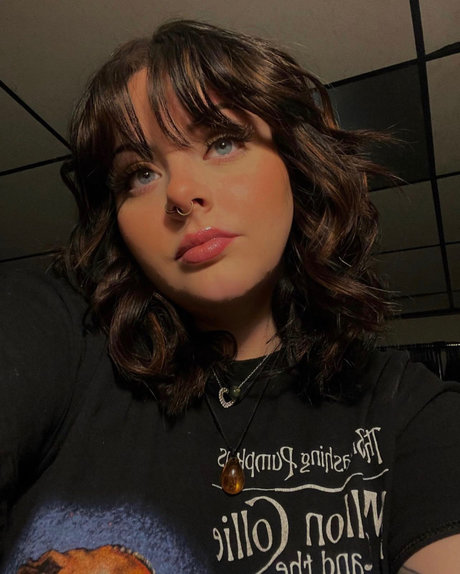 em