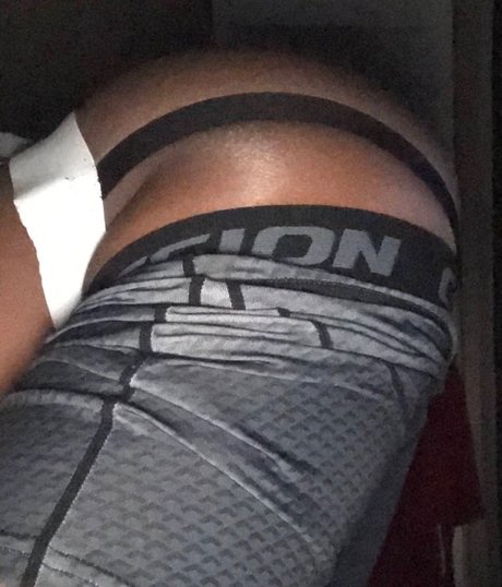 Foto desnuda filtrada de OnlyFans de Cram2001