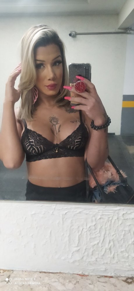 Foto desnuda filtrada de OnlyFans de Nathalia