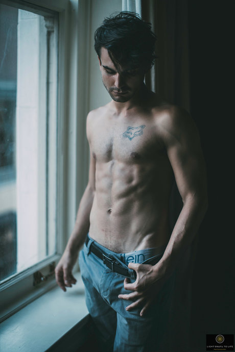 Foto desnuda filtrada de OnlyFans de Aries