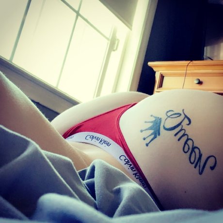 Foto desnuda filtrada de OnlyFans de Cb