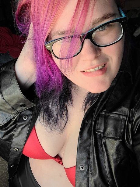Curvy Queen