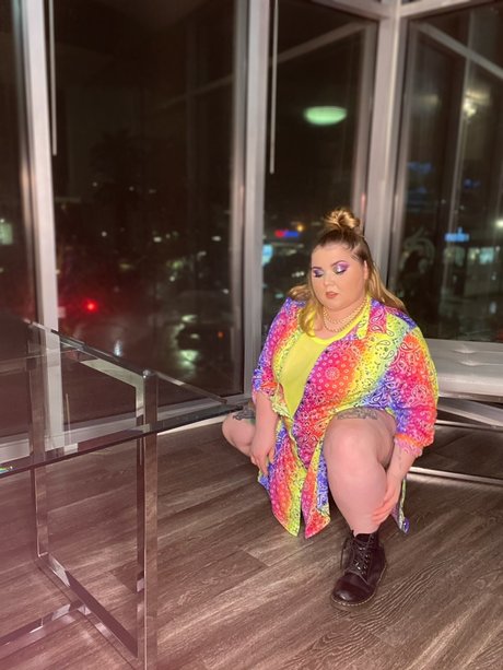 Curvydreamz