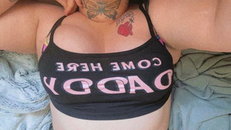 Foto desnuda filtrada de OnlyFans de Sun Daze