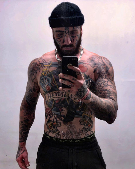 Foto desnuda filtrada de OnlyFans de Dariusz