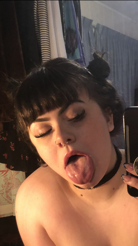 Foto desnuda filtrada de OnlyFans de Isabel Hendrix