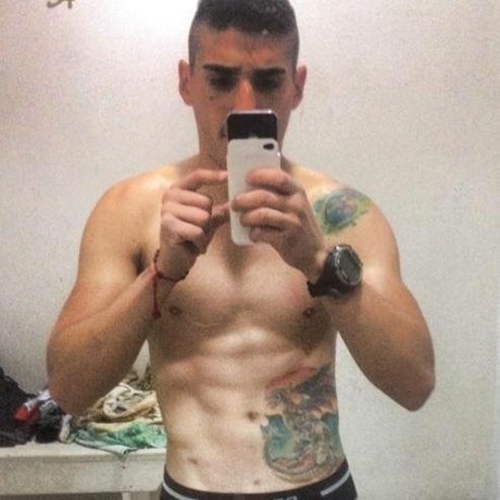 Foto desnuda filtrada de OnlyFans de Fernando Carranza