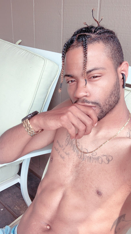 Foto desnuda filtrada de OnlyFans de Nealthefinesser
