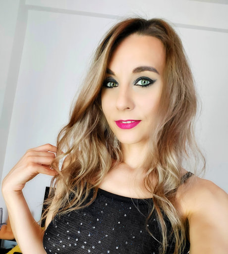 Foto desnuda filtrada de OnlyFans de Naughty Adeline