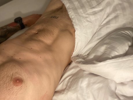 Foto desnuda filtrada de OnlyFans de Coxxyboys