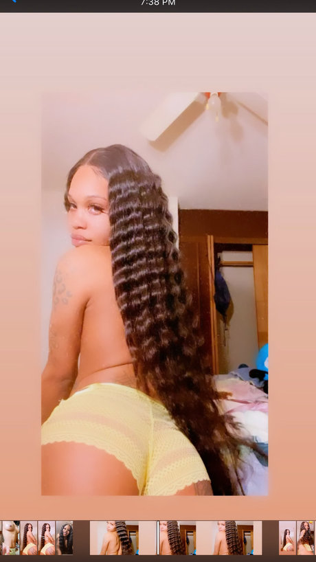 Foto desnuda filtrada de OnlyFans de Crouchylexx