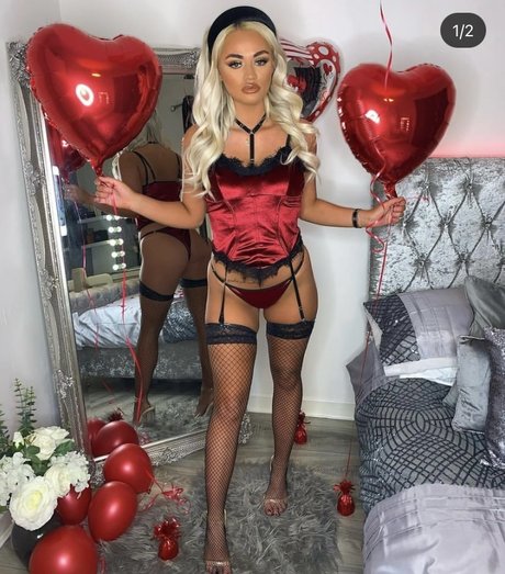 Foto desnuda filtrada de OnlyFans de Courtney Doyle