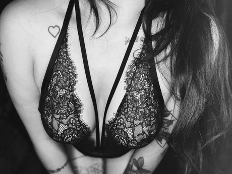 Foto desnuda filtrada de OnlyFans de Cummie Bunny