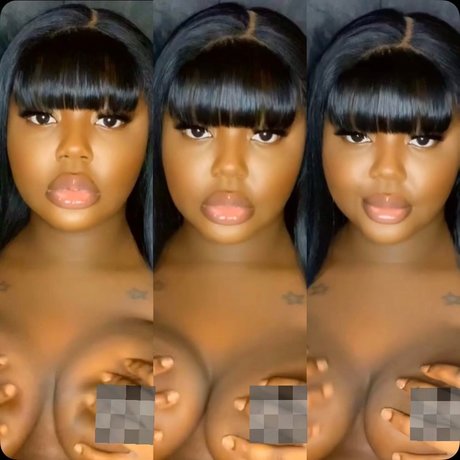 Foto desnuda filtrada de OnlyFans de 
