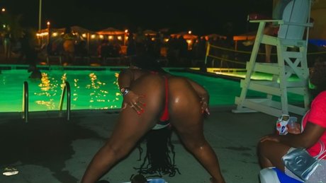 Foto desnuda filtrada de OnlyFans de Officialneshhhhh
