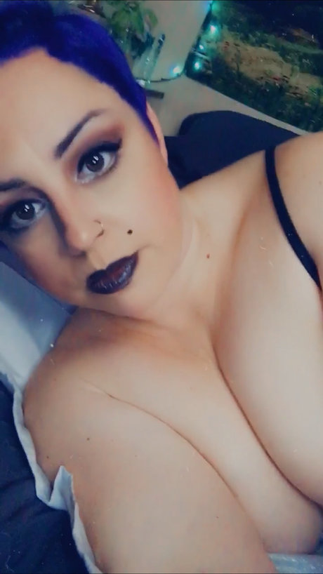 Foto desnuda filtrada de OnlyFans de Nerdyvixen888