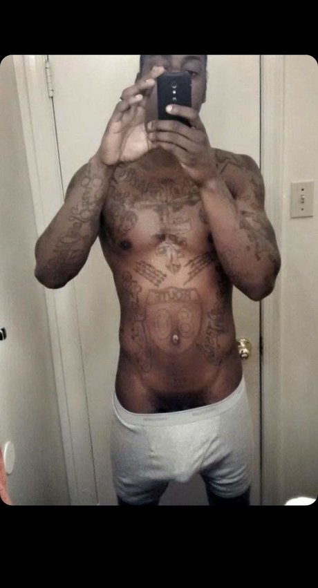 Foto desnuda filtrada de OnlyFans de Nathan