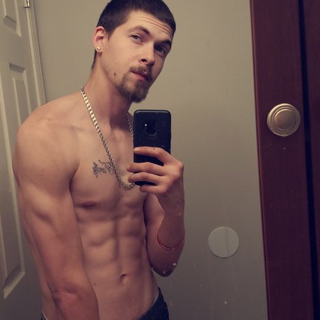 Foto desnuda filtrada de OnlyFans de Matthew Nelson