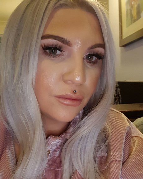 Foto desnuda filtrada de OnlyFans de Nelly Sheff