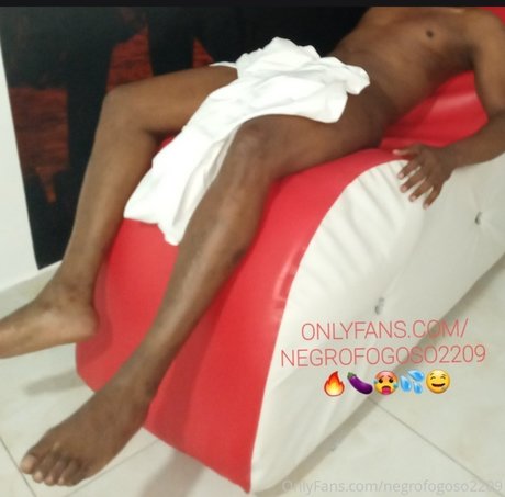 Foto desnuda filtrada de OnlyFans de Hot Black Shame  Negro Caliente Vergon
