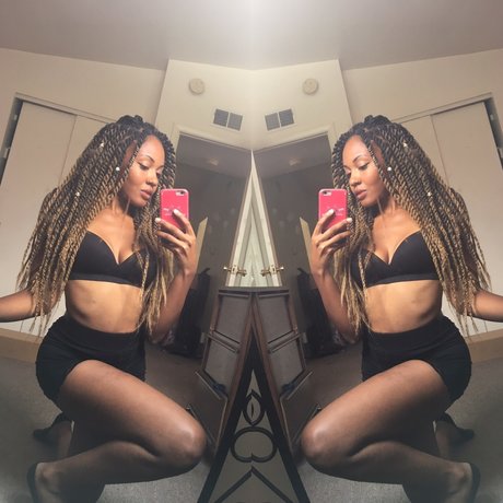 Foto desnuda filtrada de OnlyFans de Queen Tima
