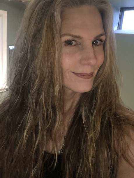 Foto desnuda filtrada de OnlyFans de Eilit