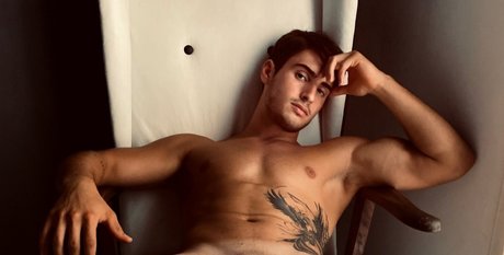 Foto desnuda filtrada de OnlyFans de Juan Nogueira