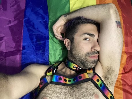 Foto desnuda filtrada de OnlyFans de Nicolas George