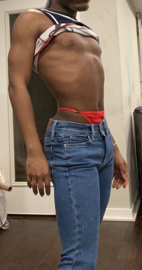 Foto desnuda filtrada de OnlyFans de Abe