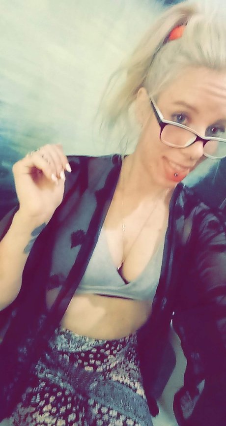 Foto desnuda filtrada de OnlyFans de Nicholle Evol