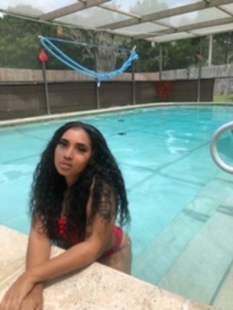 Foto desnuda filtrada de OnlyFans de Doll 