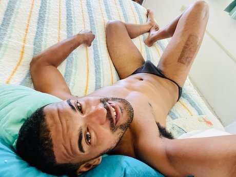 Foto desnuda filtrada de OnlyFans de Nexttopthrottle