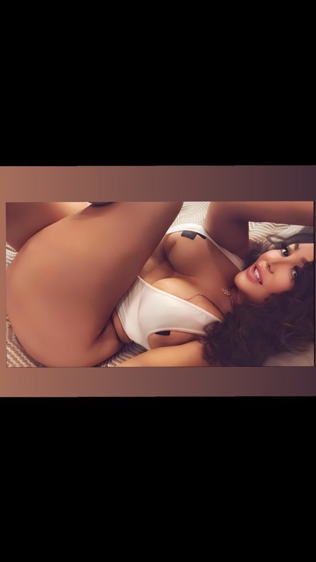 Foto desnuda filtrada de OnlyFans de Bebesitadoll