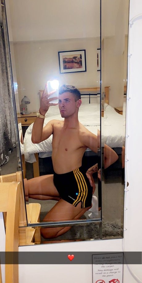 Foto desnuda filtrada de OnlyFans de Sexy Barbie Colin