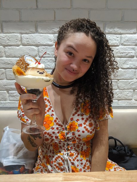 Foto desnuda filtrada de OnlyFans de Peach Scone