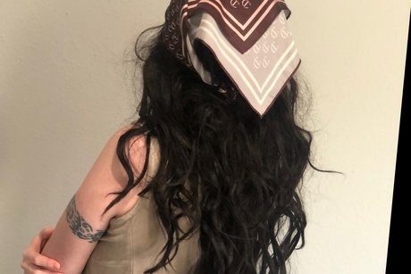 Bella