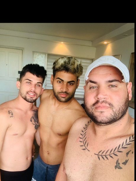 Foto desnuda filtrada de OnlyFans de Cuban Hunks