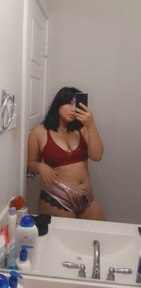 Foto desnuda filtrada de OnlyFans de Eilin