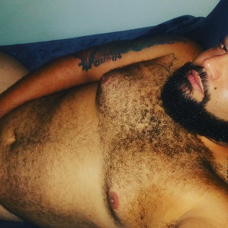 Foto desnuda filtrada de OnlyFans de Cuban Cub