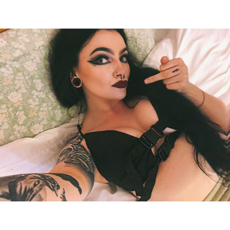 Foto desnuda filtrada de OnlyFans de Nikitauzumaki