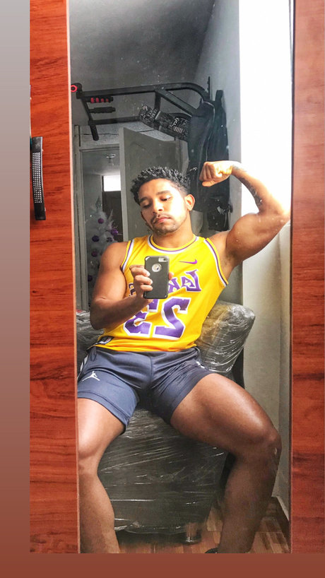 Foto desnuda filtrada de OnlyFans de Yeisser Sanchez