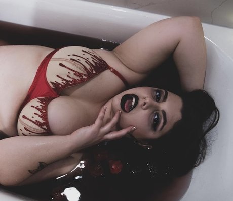 Foto desnuda filtrada de OnlyFans de Nicollete Nightmare