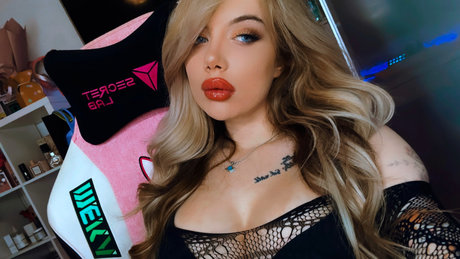 Foto desnuda filtrada de OnlyFans de Val
