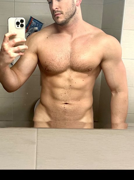 Foto desnuda filtrada de OnlyFans de Alex Palmieri